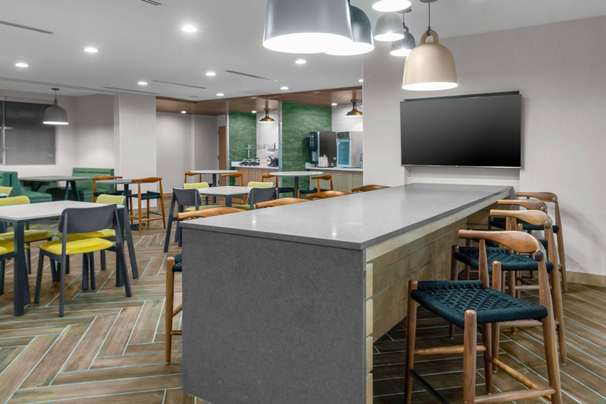 Fairfield Inn & Suites רוקי מאונט מראה חיצוני תמונה